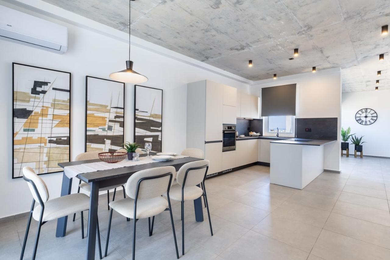 Apartamento Seaside Luxury In Pembroke St Julians Exterior foto